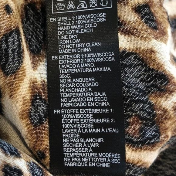 Leopard print long sleeve top with cut out keyhole back - Picture 9 of 11